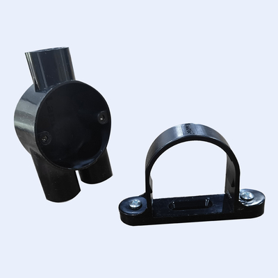 ประเทศจีน PVC Cable Conduit Terminal Gang Box Space Bar Saddle สีดำขาว ผู้ผลิต