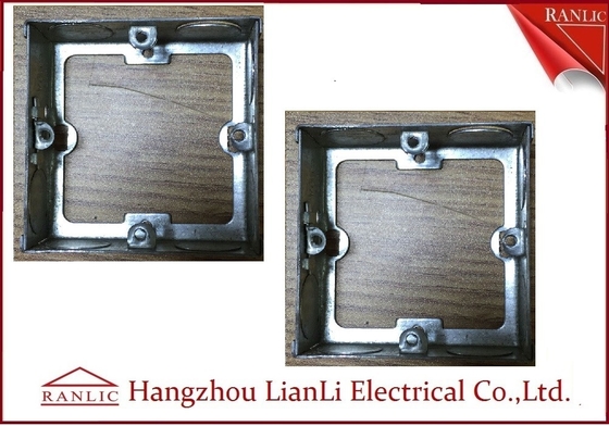 ประเทศจีน วงแหวนขยายกล่องเหล็กไฟฟ้าพร้อมหูปรับระดับได้ 20 มม. 25 มม. น็อคเอาท์ ผู้ผลิต
