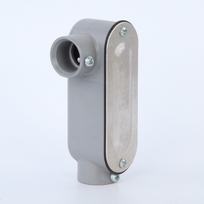 Trunkings Coupler ไฟฟ้า PVC กล่องกลมพร้อมฐานสกรูทองเหลือง 38mm 32mm ผู้ผลิต