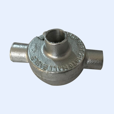 20mm 25mm Malleable Finish Pre Galvanized Circular Box 4 Way Back Entry Outlet ผู้ผลิต