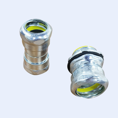 ตัวเชื่อมต่อ EMT หุ้มฉนวน PVC ขนาด 1 นิ้ววัสดุเหล็ก Electro Glavanized ผู้ผลิต