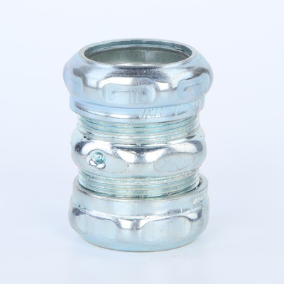 การบีบอัดฉนวน EMT Coupling Electro Galvanized พร้อม Stainless Ring ผู้ผลิต